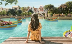 Бассейн в DAMAC Lagoons