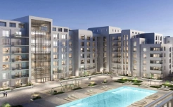 Зона у бассейна в Town Square