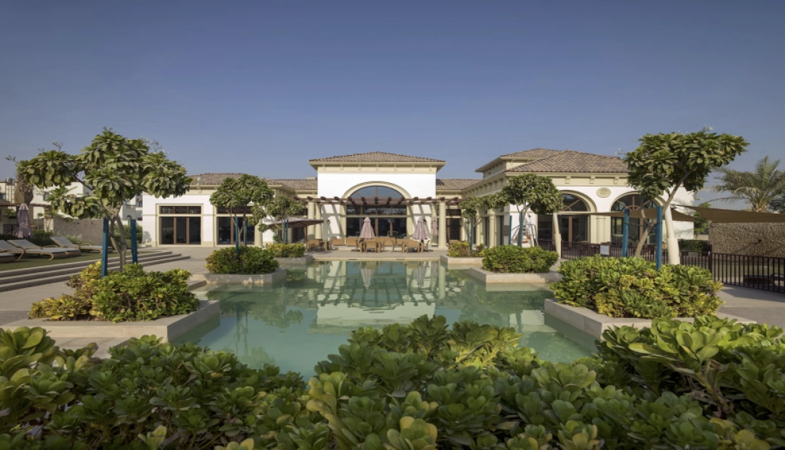 Прогулочная зона в Mirdif