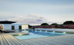 Зона у бассейна в JVT